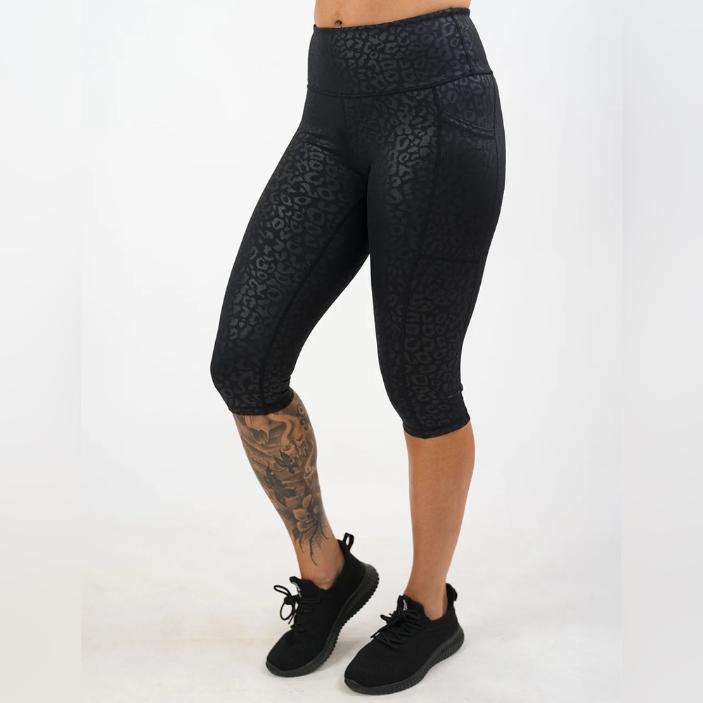 ***Relisting Soon*** Constantly Varied Gear Black Leopard Capri Leggings